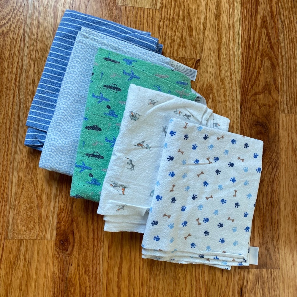 Carter’s and Koala Baby receiving blankets - Picture 1 of 2